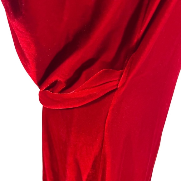 The Pajamagram Company Vintage Velour Red Robe Size Large Belted Luxurious Bath - Picture 8 of 11